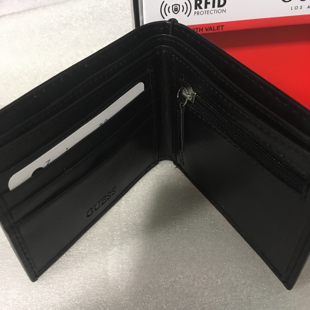 Guess Billfold RFID Mens Leather Wallet With Valet - Picture 5 of 8